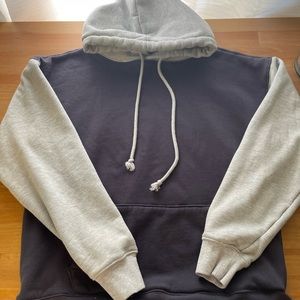 Fitz&Eddie sweatshirt size medium